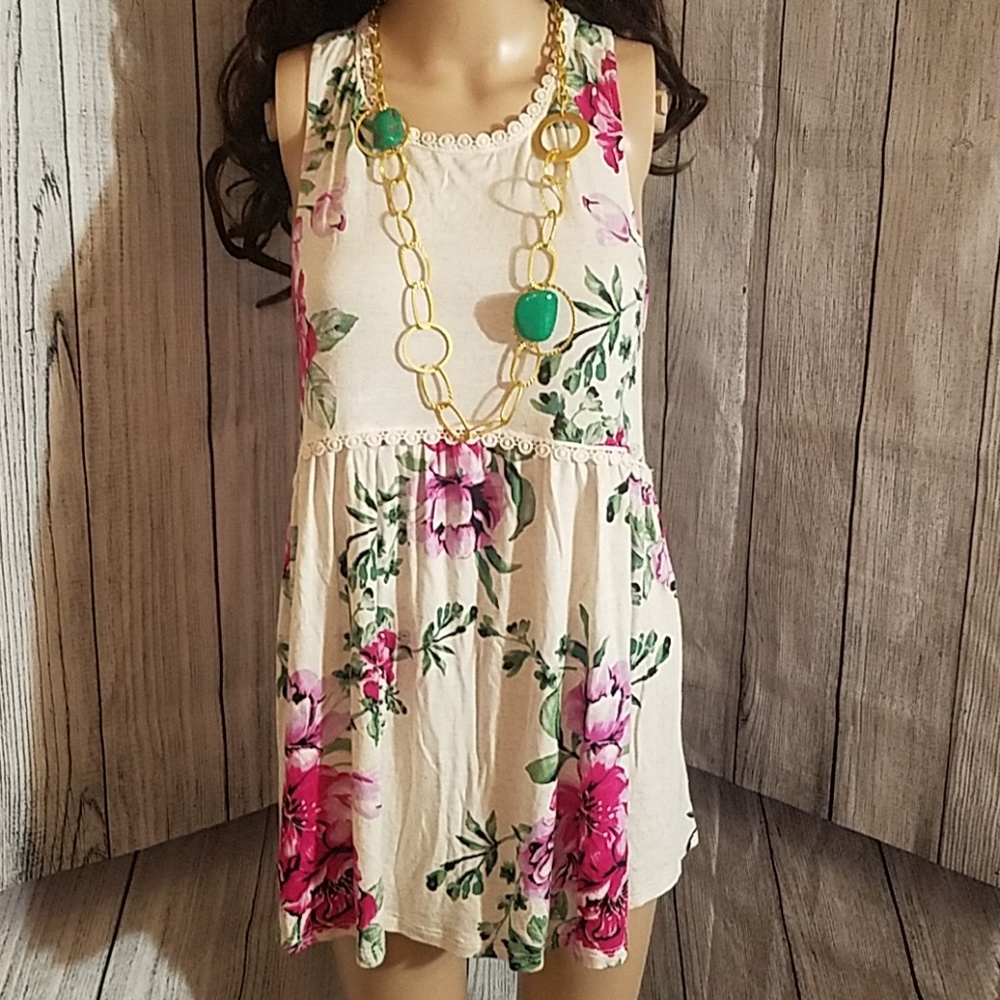 Floral Racerback Blouse - Picture 2 of 6